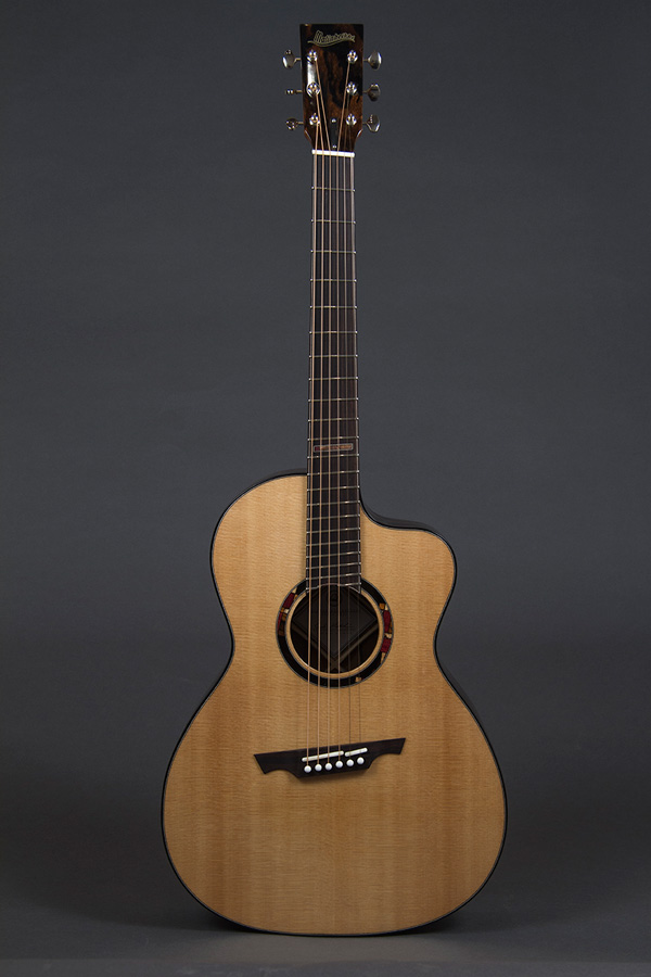 Matinheikki Instruments - Modern acoustic guitar  
front